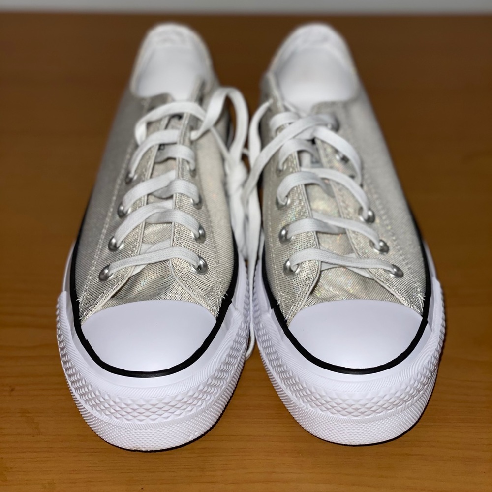 Converse shoes